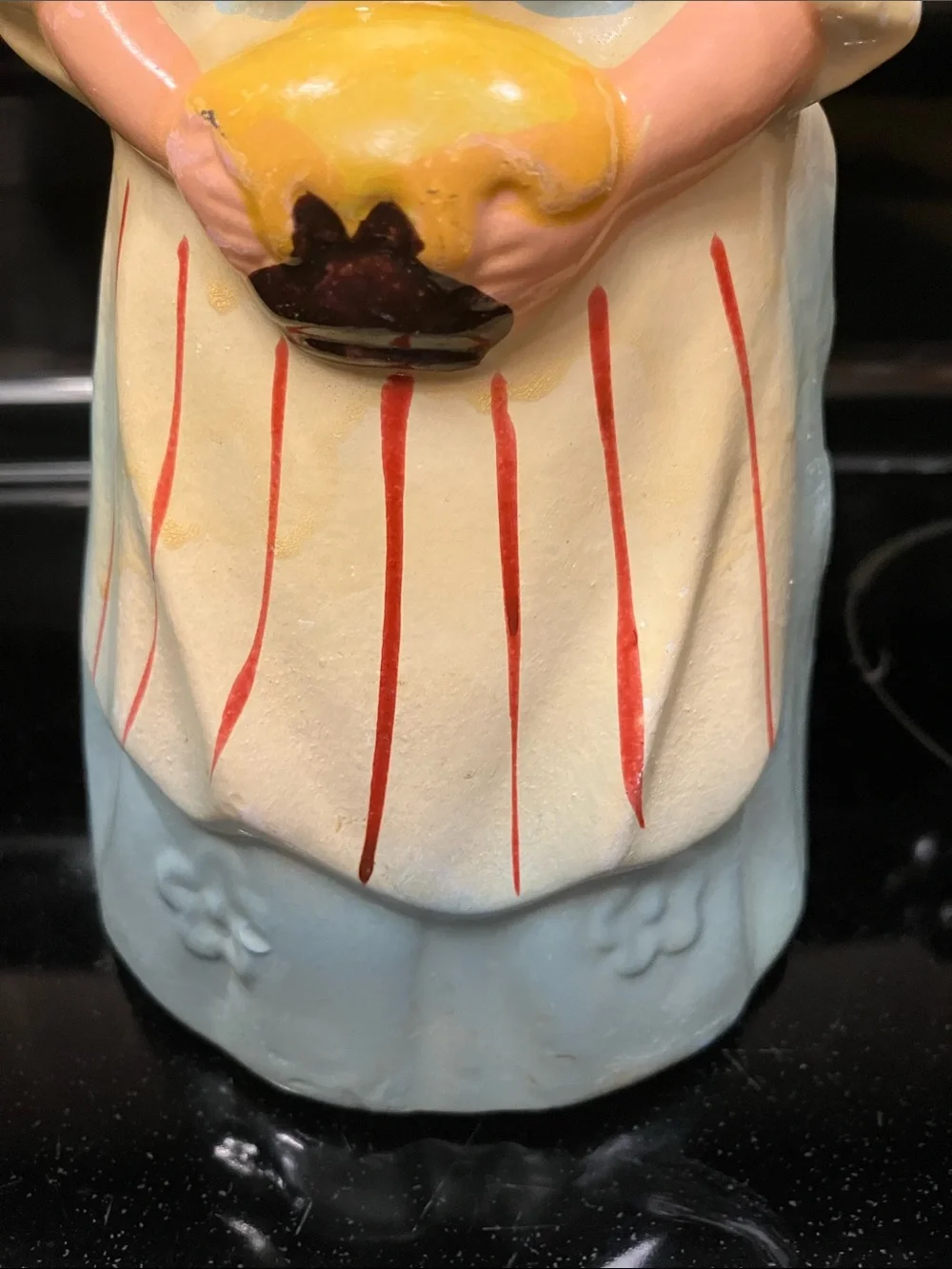 Grandma Utensil holder or planter. Adorable and in nice shape.